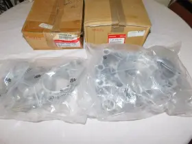 11100-he0-670 Honda 1989 Or 1990 Pilot 400 Fl400 Fl400r Nos Oem Engine Crank Case Set 11100-he
