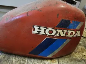175a1-vm3-000za Honda Atc Has Tank.. No Holes In It But Does Have Rust Inside