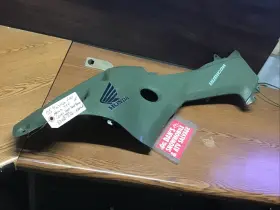 83650-hn2-a20za Honda Cover Left Side Tank Panel Green # 2005 Rubicon 500 4x4