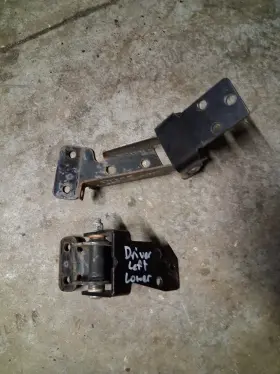 M171685 John Deere Gator Rsx 860 I Driver Door Lower And Upper Mounting Brackets Left
