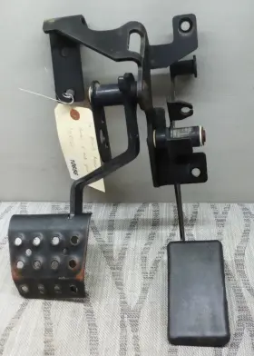 1018026 Polaris 2014 Ranger Throttle And Brake Pedal Pn