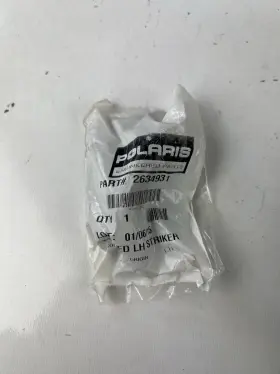 2634931 Polaris Left Hand Door Striker Assembly 2014-2016 4 Eps Rzr 1000 900 570