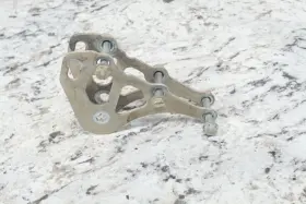 3235559 Polaris 3235558 2016 Rzr Xp 1000 Rear Transmission Brackets Supports