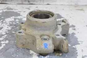 5140586 Polaris 2018 Rzr Xp Turbo Right Rear Bearing Carrier Knuckle Spindle