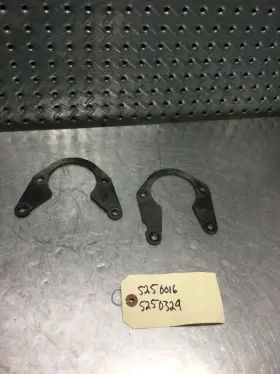 5250329 Polaris 5250016 2013 Rzr 800 Efi Differential Mount Bracket Pair T189
