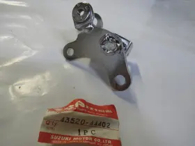 43520-44402 Suzuki New Gs450e/s 1982-1983 Left Footrest Bracket