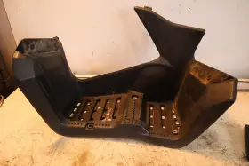 63341-08h00-291 Suzuki 63341-27h00-291 08 Oem Mudguard Footrest Lh Black