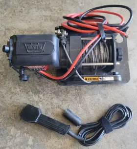 601700 Warn Winch 1700 Lbs 12 Volt Pelican 1510 Case Snqtch Blocks And Chains