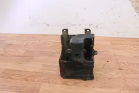1nu-21170-01-00 Yamaha 1987 Yfm200dx Battery Box Holder Assembly With Cover