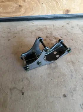 3rw-21316-01-wl Yamaha 03 Ttr225 Engine Motor Stay Bracket Mount