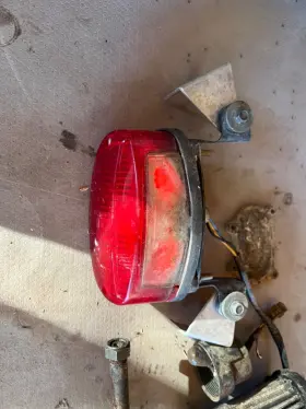 5lp-84700-11-00 Yamaha Raptor 660 Oem Taillight Brake Light Tail And Bracket Fast Ship