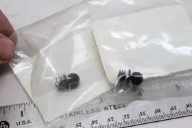 5ug-f171s-00-00 Yamaha 2 Pack Nos Oem Genuine Battery Cover Box Rivets